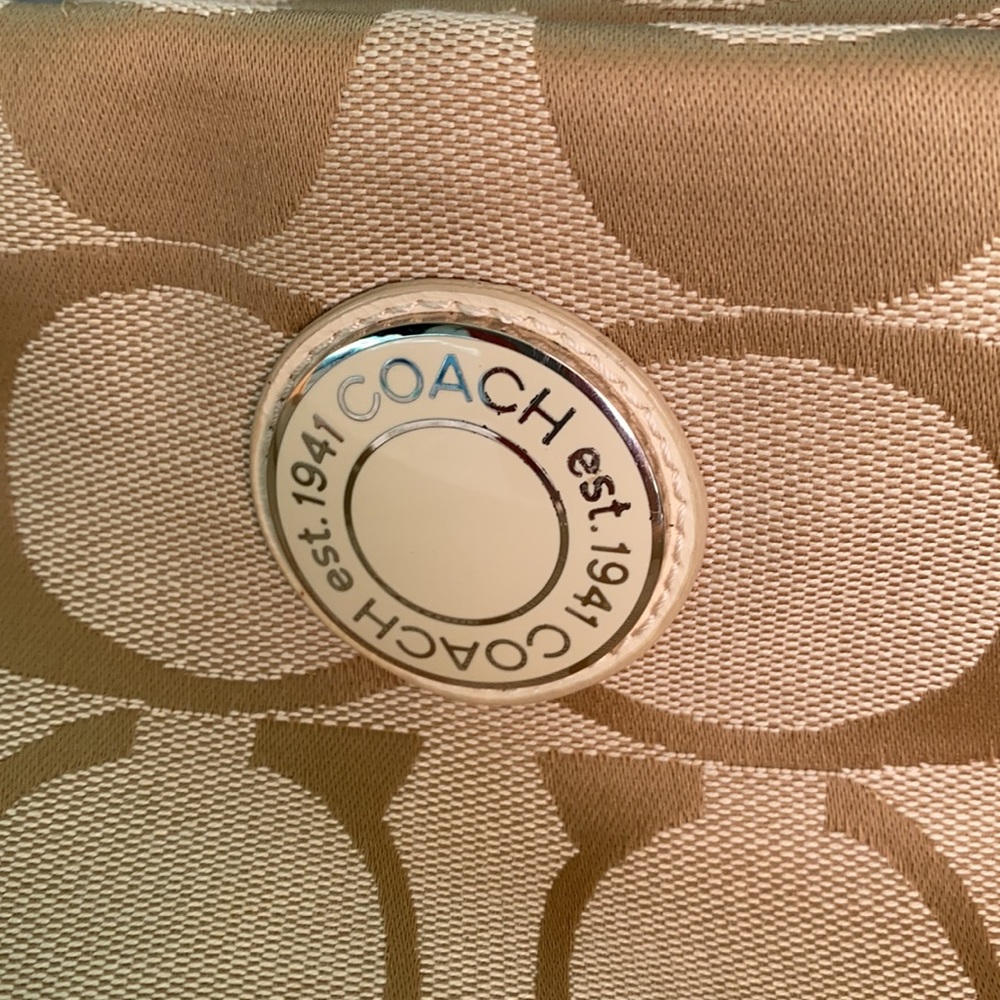 Coach messenger crossbody - Picture 2 of 6